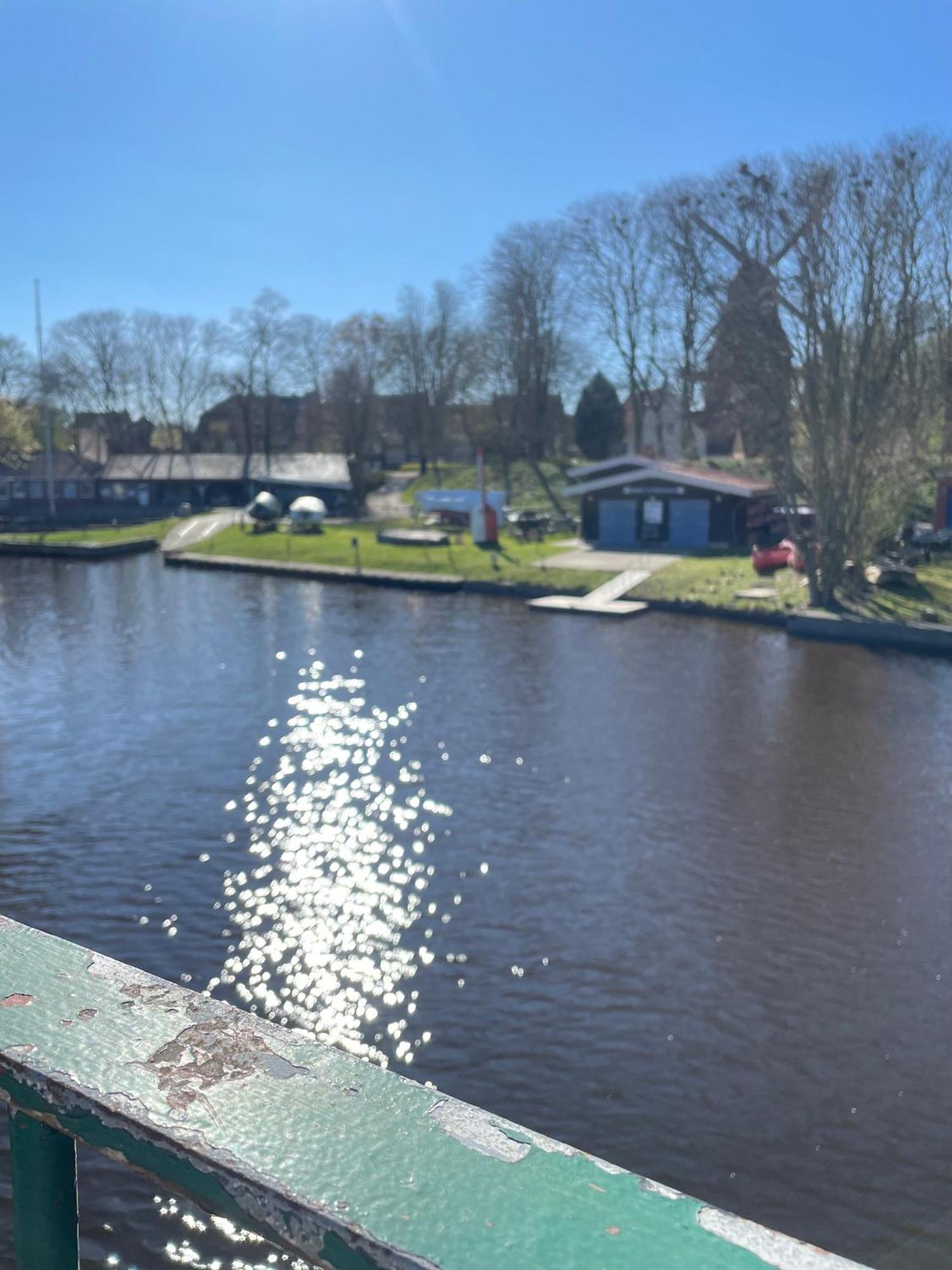 Wlan,Smart Tv,4 Betten, Zentral Emden Esterno foto