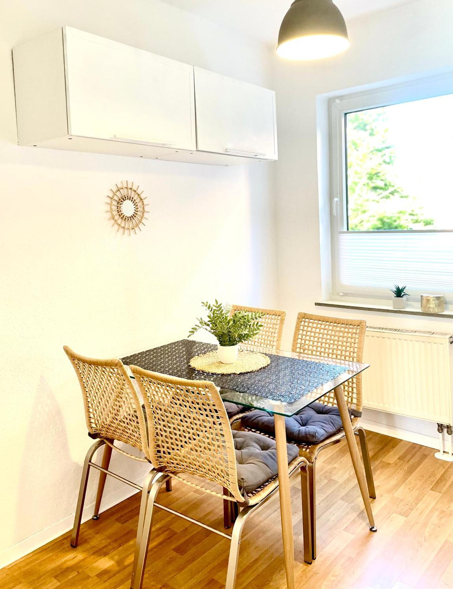 Wlan,Smart Tv,4 Betten, Zentral Emden Esterno foto