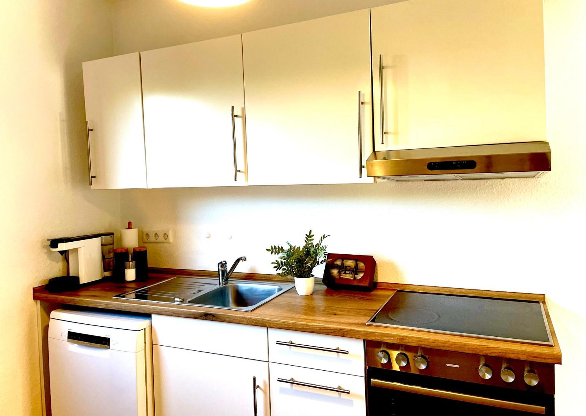 Wlan,Smart Tv,4 Betten, Zentral Emden Esterno foto