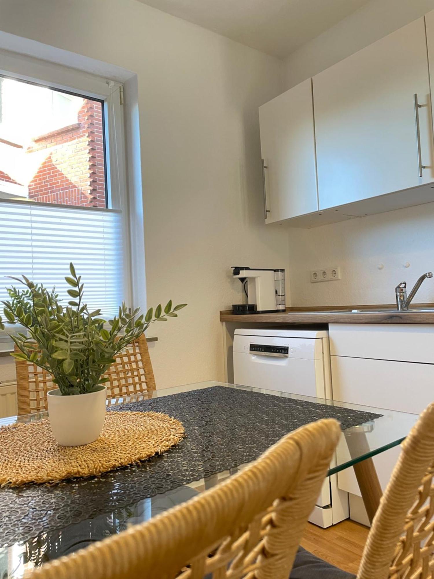 Wlan,Smart Tv,4 Betten, Zentral Emden Esterno foto